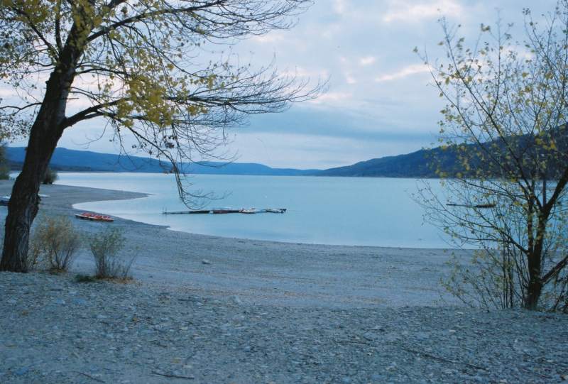 A view of Sainte-Croix’s lake.